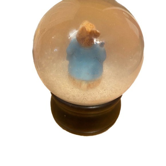 Schmid Musical Collectible Snow Globe Peter Rabbit Vintage - Picture 3 of 6